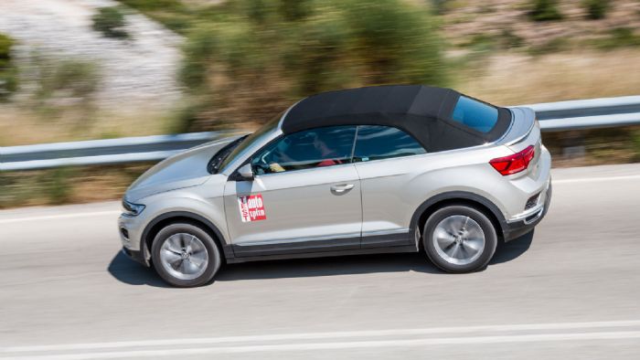 Στα ατού του VW T-Roc Cabriolet είναι πως ακόμα και σε υψηλές ταχύτητες η οροφή ούσα κλειστή δεν «μπαλονιάζει» δείχνοντας πως έπιασε τόπο η σκέψη των τεχνικών να προσθέσουν ειδικές μπάρες υποστήριξης. Στα ατού του VW T-Roc Cabriolet είναι πως ακόμα και σε υψηλές ταχύτητες η οροφή ούσα κλειστή δεν «μπαλονιάζει» δείχνοντας πως έπιασε τόπο η σκέψη των τεχνικών να προσθέσουν ειδικές μπάρες υποστήριξης.