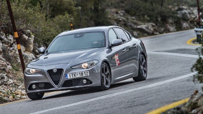 Δοκιμάζουμε την «γόησσα» Alfa Romeo Giulia στην έκδοση με τον δίλιτρο turbo βενζινοκινητήρα απόδοσης 200 ίππων. 