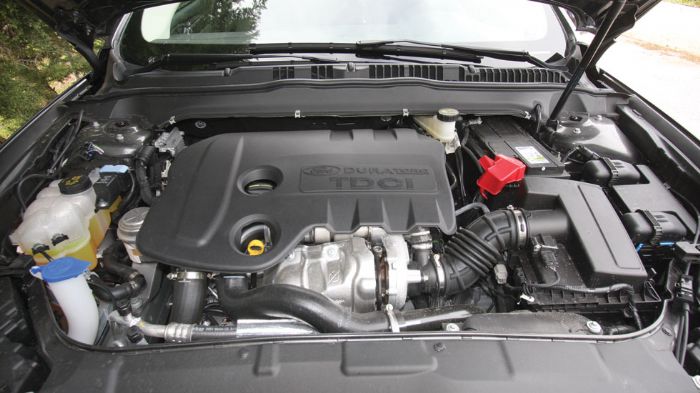 Ο 1.600άρης diesel του Mondeo Wagon κινεί σε ικανοποιητικούς ρυθμούς το βαρύ στέισον της Ford.