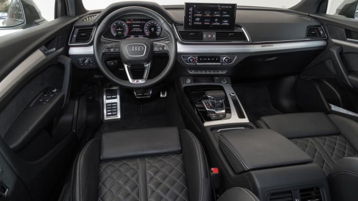  Η καμπίνα του Audi Q5 αποθεώνει την έννοια του premium: Πολυτελή υλικά, εξαιρετικό φινίρισμα, συναρμογή υπεράνω κριτικής και hi-tech διάκοσμος.