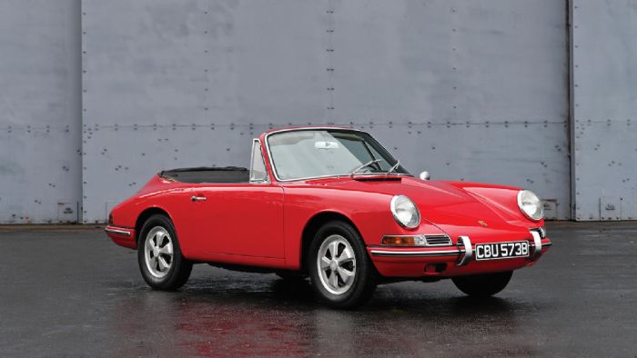 Η Porsche 911 Cabriolet Prototype του 1964 είναι μόλις ένα από τα δύο πρωτότυπα που σώθηκαν, από τα 13 που έφτιαξε συνολικά η Karmann. Πρόκειται να δημοπρατηθεί με τις εκτιμήσεις να κάνουν λόγο για τι