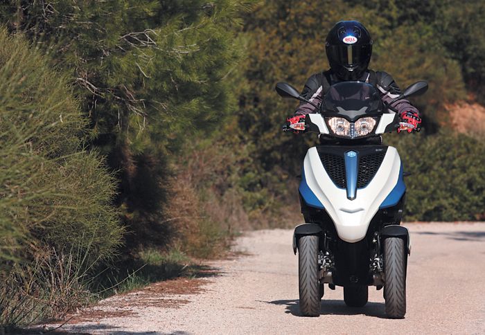 Εντύπωση κάνει η σταθερότητα του και υπό την πίεση ανέμων που ξεπερνούν τα 8 μποφόρ!
