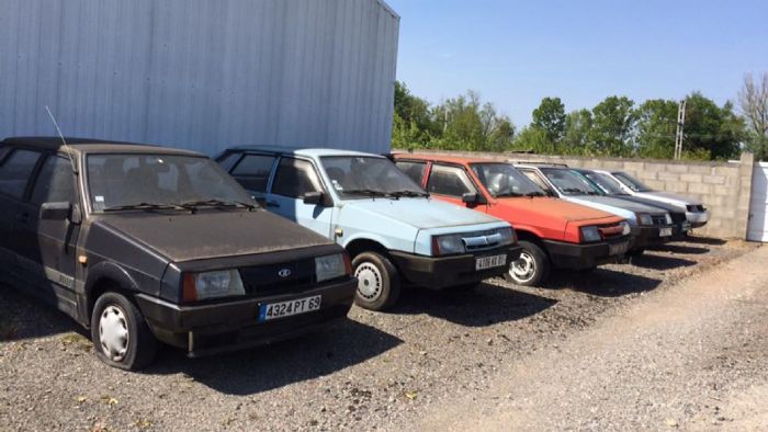 Αυτοκίνητα Lada πωλούνται σε λίγες μόνο χώρες της Ευρωπαϊκής Ένωσης όπως η Γερμανία, η Ουγγαρία, η Σλοβακία και η Βουλγαρία.