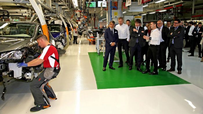 Στιγμιότυπα από την επίσκεψη του Πρόεδρου της κυβέρνησης της Καταλονίας Carles Puigdemont στις εγκαταστάσεις του εργοστασίου της SEAT στο Martorell.