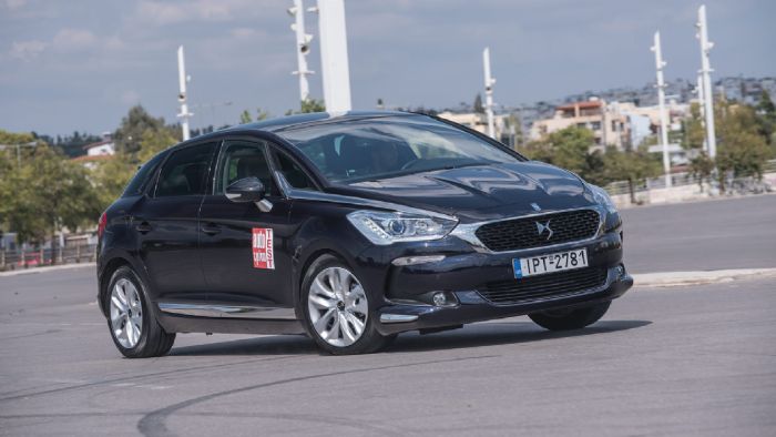 Το DS 5 είναι η ναυαρχίδα του πολυτελούς brand DS της Citroen. Το DS 5 είναι η ναυαρχίδα του πολυτελούς brand DS της Citroen.