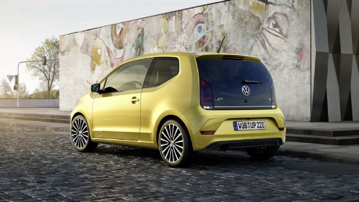 Νέα προσθήκη αποτελεί ο 1.000άρης turbo TSI κινητήρας 1,0 λτ. απόδοσης 90 ίππων με 160 Νm ροπή. Νέα προσθήκη αποτελεί ο 1.000άρης turbo TSI κινητήρας 1,0 λτ. απόδοσης 90 ίππων με 160 Νm ροπή.