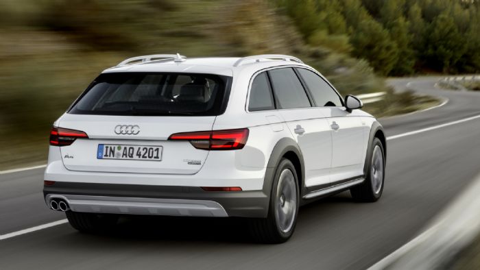 Σε σχέση με το Α4 Avant, το A4 allroad έχει διευρυμένη απόσταση από το έδαφος κατά 34 χλστ., προστατευτικές ποδιές, διαφορετική γρίλια, νέο προφυλακτήρα, ασημί πίσω διαχύτη και τονισμένους θόλους τροχών.