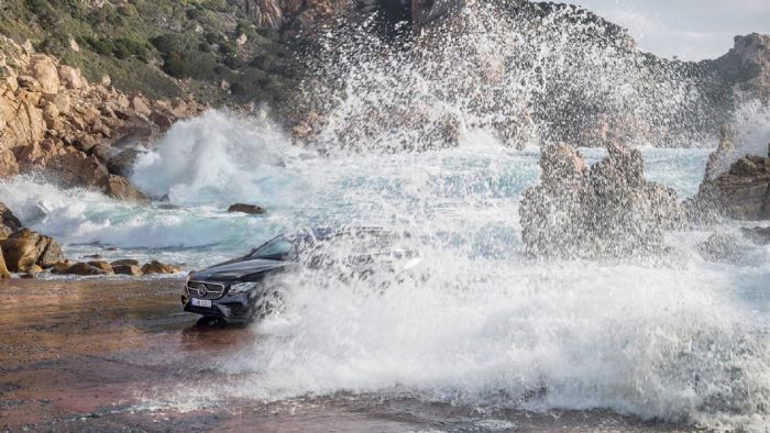 Δείτε την πρώτη εικόνα από τη νέα Mercedes E-Class Estate, που έχει «κρυφτεί» πίσω από μανιασμένα κύματα.