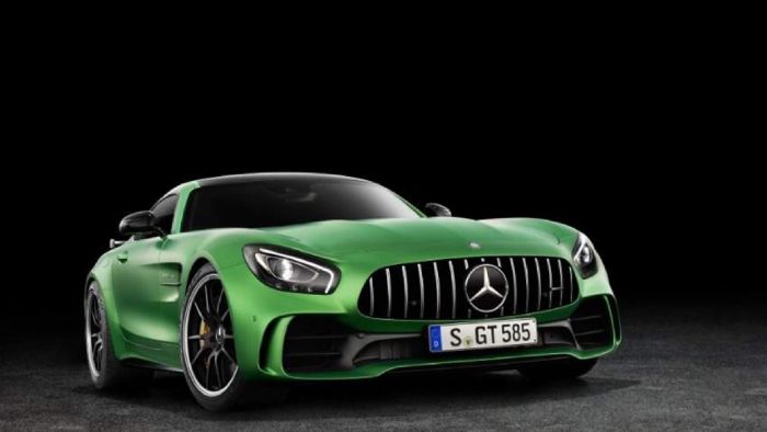 Έμπνευση για το supercar όπως φαίνεται ξεκάθαρα και στις φωτογραφίες αποτέλεσε η αγωνιστική Mercedes AMG GT3. Έμπνευση για το supercar όπως φαίνεται ξεκάθαρα και στις φωτογραφίες αποτέλεσε η αγωνιστική Mercedes AMG GT3.