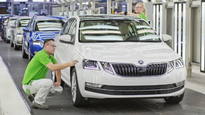 Το αυτοκίνητο θα συνεχίζει να φτιάχνεται σε μονάδες της Ουκρανίας, του Καζακστάν, της Ρωσίας και της Ινδίας. Επιπλέον, στην πορεία του έτους θα κατασκευάζεται στο νέο εργοστάσιο του VW Group στην Αλγερία.