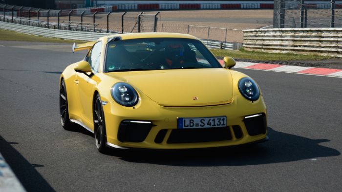 Η νέα 911 GT3 έκανε χρόνο 7:12.7, γεγονός που την καθιστά τη 2η γρηγορότερη Porsche που έτρεξε ποτέ στο Nurburgring. Πρώτη φυσικά είναι η 918 Spyder με το εκπληκτικό 6:57 από το 2013.