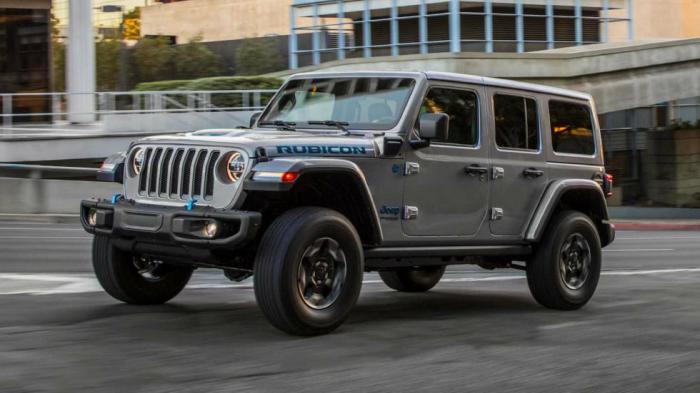Το σκληροτράχηλο SUV της Jeep εξηλεκτρίζεται με ένα Plug-in υβριδικό σύνολο 375 ίππων. Πάντα έτοιμο για off-roading με θηριώδη ροπή 637 Nm και τα συστήματα τετρακίνησης Selec-Trac & Rock-Trac, αλλά κα Το σκληροτράχηλο SUV της Jeep εξηλεκτρίζεται με ένα Plug-in υβριδικό σύνολο 375 ίππων. Πάντα έτοιμο για off-roading με θηριώδη ροπή 637 Nm και τα συστήματα τετρακίνησης Selec-Trac & Rock-Trac, αλλά κα