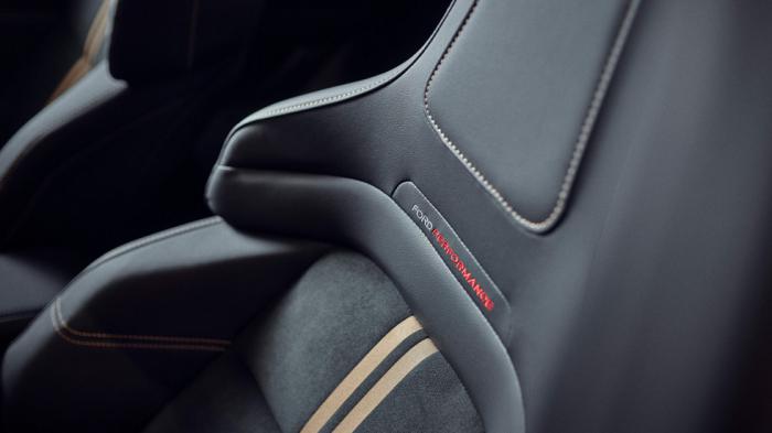 Τα καθίσματα του Ford Puma ST προσέχουν τη σπονδυλική στήλη!