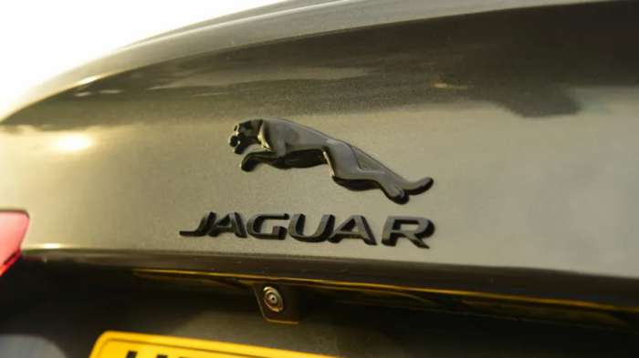Η Jaguar μπαίνει σε νέα εποχή στις 2 Δεκεμβρίου με νέο μοντέλο Η Jaguar μπαίνει σε νέα εποχή στις 2 Δεκεμβρίου με νέο μοντέλο