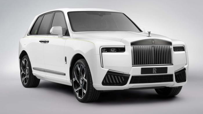 Νέα φώτα για την ανανεωμένη Rolls-Royce Cullinan 