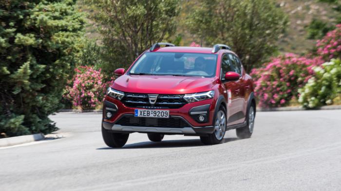 Οι crossover πινελιές της έκδοσης Stepway τονίζουν την πιο εκλεπτυσμένη εικόνα που απέκτησε το Dacia Sandero στην ολοκαίνουργια 3η του γενιά.