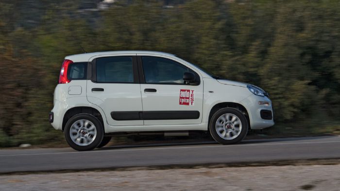 Το Fiat Panda είναι το μοναδικό μοντέλο της κατηγορίας που φέρει 3 διαφορετικούς τύπους καυσίμου, βενζίνης, φυσικού αερίου και πετρελαίου. 