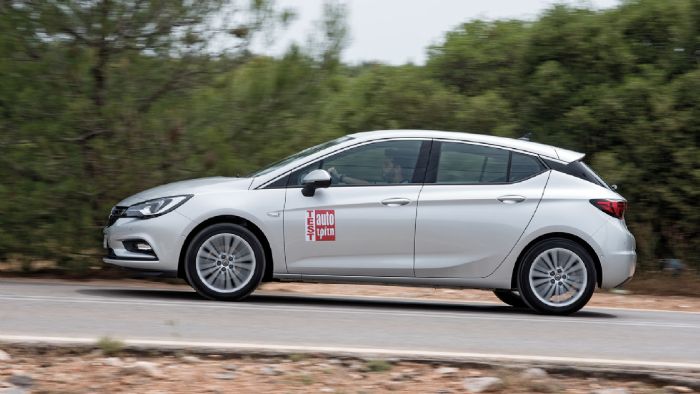 Για πρώτη φορά στην ιστορία του, 
το Opel Astra διατίθεται με 1.000άρη, 
turbo κινητήρα για να κοντράρει τα 
αντίστοιχα Ford Focus
και VW Golf.