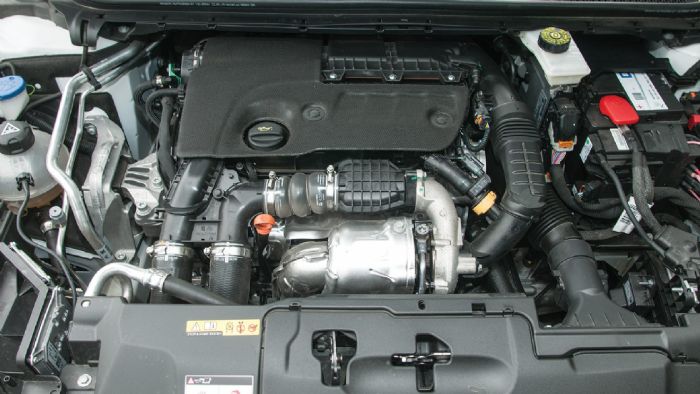 Ο νέος κινητήρας BlueHDi της Peugeot είναι ένα από τα καλύτερα σύνολα στην κατηγορία, προσφέροντας στο 308 καλές επιδόσεις, πολιτισμένη λειτουργία και οικονομία καυσίμου. 