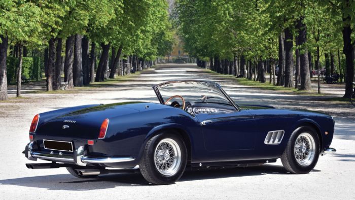Σύμφωνα με εκτιμήσεις, η συγκεκριμένη Ferrari θα ανέβει αρκετά πάνω από τα 13 εκ. ευρώ, με το «ταβάνι» φυσικά να μην είναι γνωστό. 