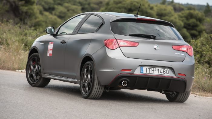 O fun to drive θα επιλέξει την Alfa Romeo Giulietta. O fun to drive θα επιλέξει την Alfa Romeo Giulietta.
