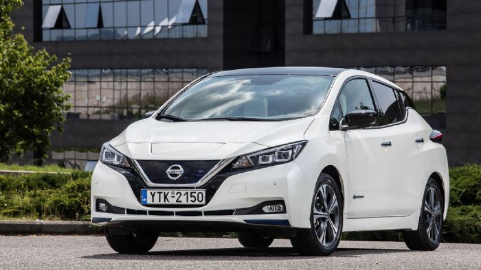 Η δεύτερη γενιά του Nissan LEAF, που είναι το πρώτο ηλεκτρικό αυτοκίνητο ευρείας παραγωγής και best seller, απέκτησε μεγαλύτερη μπαταρία. Πόσες kWh έχει και τι αυτονομία προσφέρει στο μικρομεσαίο ηλεκ Η δεύτερη γενιά του Nissan LEAF, που είναι το πρώτο ηλεκτρικό αυτοκίνητο ευρείας παραγωγής και best seller, απέκτησε μεγαλύτερη μπαταρία. Πόσες kWh έχει και τι αυτονομία προσφέρει στο μικρομεσαίο ηλεκ