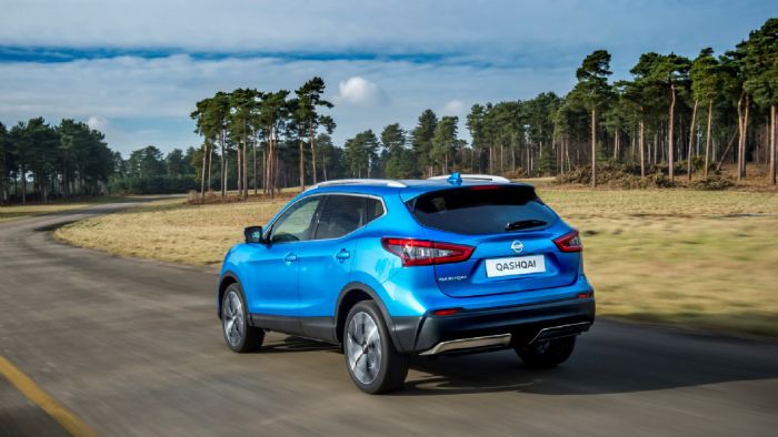Όλα τα μοντέλα της Nissan που φέρουν κάμερα θα στέλνουν, ανώνυμα, υλικό στην Mobileye ώστε να συμβάλλουν στη δημιουργία ενός χάρτη που θα μπορεί να χρησιμοποιηθεί αργότερα για την αυτόνομη πορεία των οχημάτων. Όλα τα μοντέλα της Nissan που φέρουν κάμερα θα στέλνουν, ανώνυμα, υλικό στην Mobileye ώστε να συμβάλλουν στη δημιουργία ενός χάρτη που θα μπορεί να χρησιμοποιηθεί αργότερα για την αυτόνομη πορεία των οχημάτων.