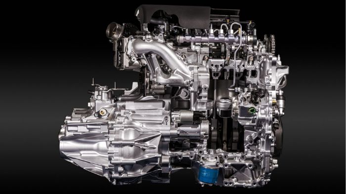 O 1,6 λτ. i-DTEC του Honda   Civic είναι ο ελαφρύτερος στην κατηγορία του και αποδίδει 120 ίππους με 300 Nm ροπής. Σαν αποτέλεσμα το ιαπωνικό μικρομεσαίο έχει τις καλύτερες ρεπρίζ από τα υπόλοιπα μοντ