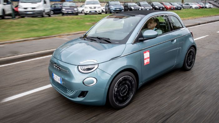 Οδηγούμε το νέο ηλεκτρικό Fiat 500e 