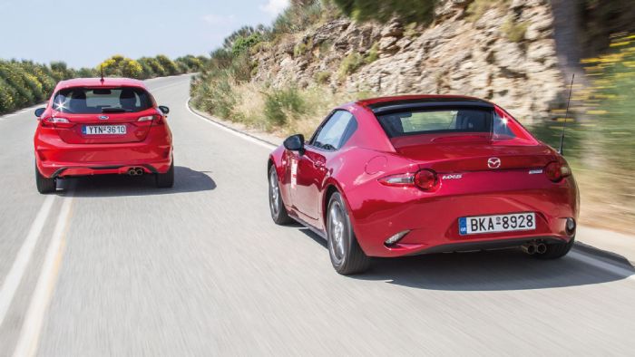 Oι ρεπρίζ του Mazda MX-5 είναι άτονες σε σχέση με το εκρηκτικό Ford Fiesta ST, που έχει σχεδόν τη διπλάσια ροπή από τις 1.600 σ.α.λ. μόλις! Η φωτοβολίδα της Ford κάνει το 0-100 σε μόλις 6,4 δλ!