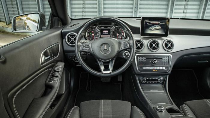 Παρά τα 125.000 χιλιόμετρα, οι φθορές της Mercedes CLA είναι πολύ λίγες