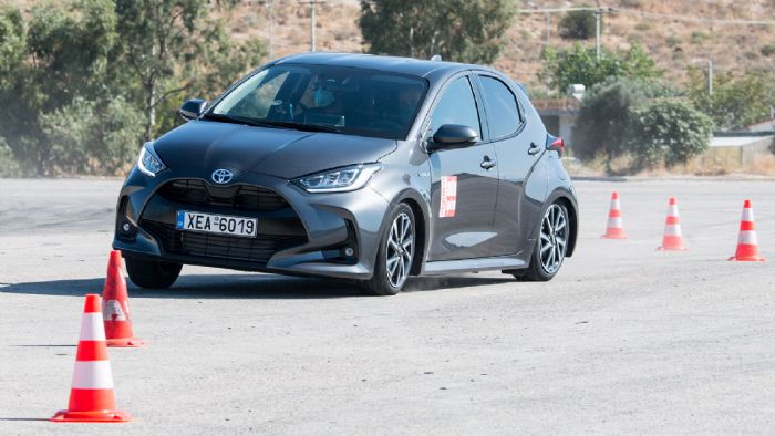 Με πόσα «έστριψε» το νέο Toyota Yaris (+video) 