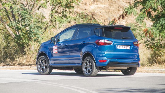 Το τετρακίνητο EcoSport προσφέρει σωστή πληροφορία στον οδηγό για τα τεκταινόμενα και δεν σπαταλά δύναμη σε σπιναρίσματα.