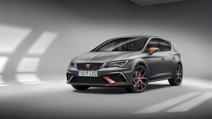 Το SEAT Leon CUPRA R θα είναι παρών στην Φρανκφούρτη. Το SEAT Leon CUPRA R θα είναι παρών στην Φρανκφούρτη.
