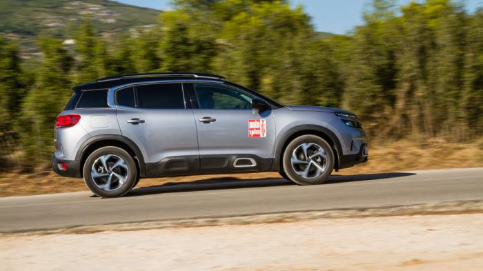 O 1,2 PureTech του C5 Aircross παρουσιάζει ικανοποιητικό τράβηγμα από χαμηλά, καθώς και πολιτισμένα χαρακτηριστικά