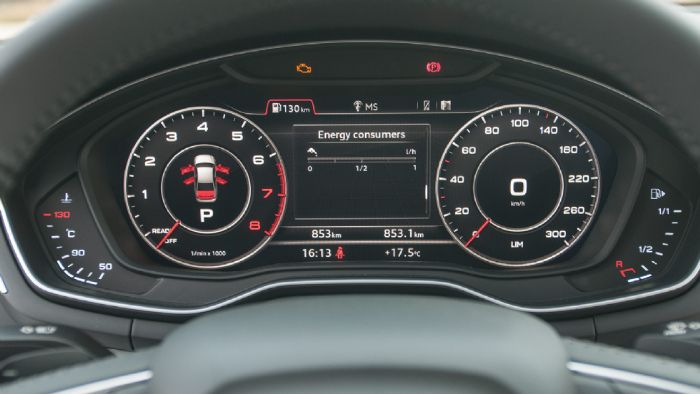 Εντυπωσιακός ο ψηφιακός πίνακας οργάνων Audi Virtual Cockpit.