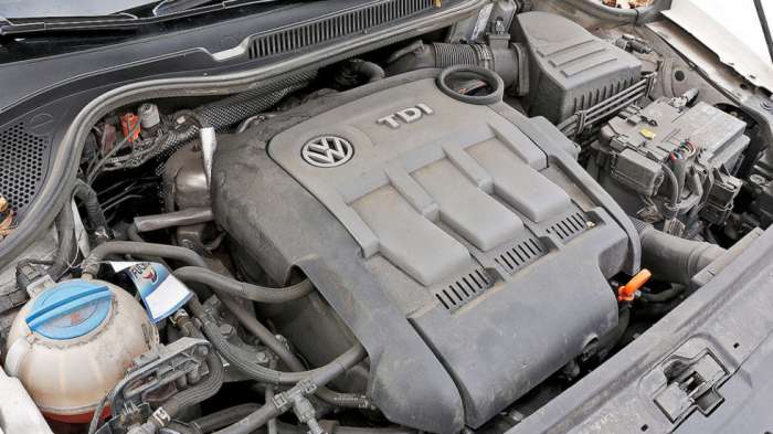 Το VW Polo MK5 είναι διαθέσιμο με μοτέρ βενζίνης και diesel, από 60 έως 192 άλογα Το VW Polo MK5 είναι διαθέσιμο με μοτέρ βενζίνης και diesel, από 60 έως 192 άλογα