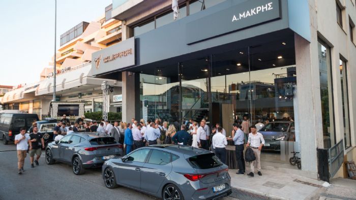 Εγκαίνια για το πρώτο CUPRA Garage στην Ελλάδα 