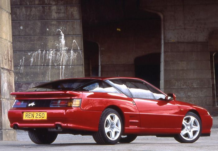 Η Alpine A610 του 1995 ήταν το τελευταίο μοντέλο που κατασκεύασε η μοναδική αυτή εταιρεία.