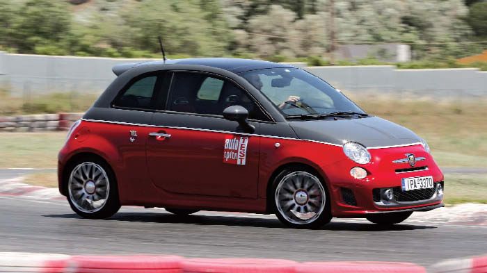 Η έκδοση 595 Turismo του Abarth 500 συνεχίζει το ένδοξο παρελθόν της ιταλικής φίρμας, φέρνοντας τη μαγεία του πάθους του χθες στο σήμερα… Η έκδοση 595 Turismo του Abarth 500 συνεχίζει το ένδοξο παρελθόν της ιταλικής φίρμας, φέρνοντας τη μαγεία του πάθους του χθες στο σήμερα…