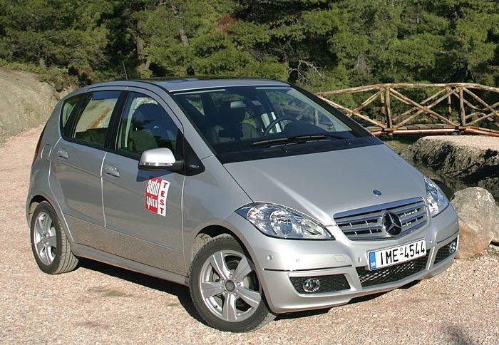 Η προηγούμενη γενιά της A-Class κατατασσόταν στην κατηγορία περισσότερο των πολυμορφικών. Η προηγούμενη γενιά της A-Class κατατασσόταν στην κατηγορία περισσότερο των πολυμορφικών.