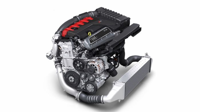 Η ισχύς ανέρχεται σε 400 ίππους, ενώ η ροπή των 480 Nm είναι διαθέσιμη στις 1.700 με 5.850 σ.α.λ., με τον 2.5 TFSI να είναι ο ισχυρότερος πεντακύλινδρος κινητήρας της αγοράς.
