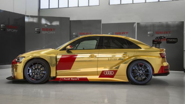 Το επετειακό αγωνιστικό όχημα των 350 ίππων, έκανε την εμφάνισή του στην πρόσφατη συνάντηση Audi Summit της Βαρκελώνης.