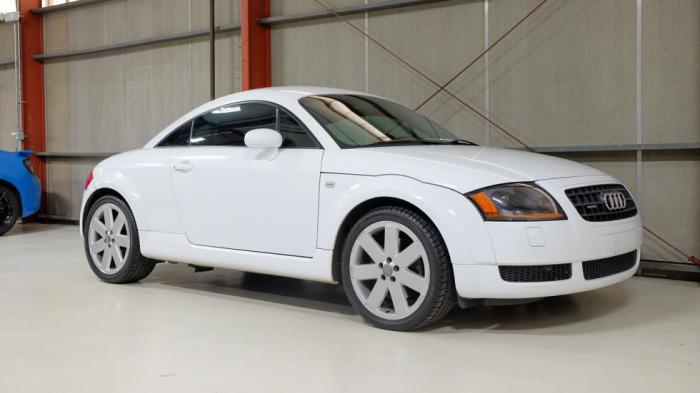 Πόσα θα έδινες για το μόνο diesel Audi TT Mk1 του πλανήτη;  