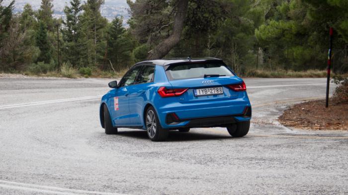 Ειδικά στην S-Line έκδοση, το A1 Sportback έχει ακριβές turn-in, ικανοποιητικό σε αίσθηση τιμόνι και άμεσες αντιδράσεις, παρουσιάζοντας μία ευχάριστη και ουδέτερη σε καθεστώς πίεσης συμπεριφορά. Ειδικά στην S-Line έκδοση, το A1 Sportback έχει ακριβές turn-in, ικανοποιητικό σε αίσθηση τιμόνι και άμεσες αντιδράσεις, παρουσιάζοντας μία ευχάριστη και ουδέτερη σε καθεστώς πίεσης συμπεριφορά.