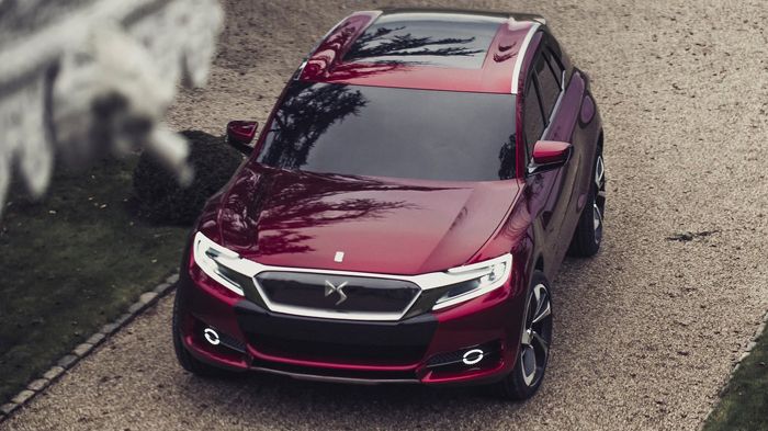 Το Citroen DS X7 βασίζεται σχεδιαστικά στο εικονιζόμενο Wild Rubis, ενώ πατά στην ίδια πλατφόρμα με τα DS5 και DS 5LS.