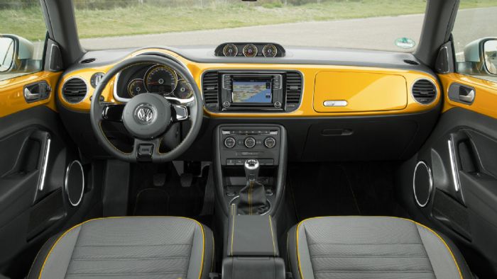 Το Beetle Dune διαθέτει σύστημα infotainment Composition Media με έγχρωμη οθόνη αφής 6,5 ιντσών Το Beetle Dune διαθέτει σύστημα infotainment Composition Media με έγχρωμη οθόνη αφής 6,5 ιντσών