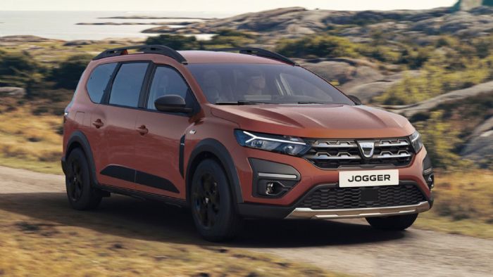 Το 2023, το Jogger θα γίνει το πρώτο μοντέλο της Dacia που θα διατίθεται με υβριδική τεχνολογία.