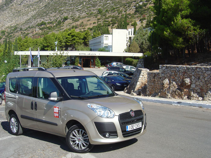 Οδηγώντας το νέο Fiat Doblo 1,4 95hp Οδηγώντας το νέο Fiat Doblo 1,4 95hp