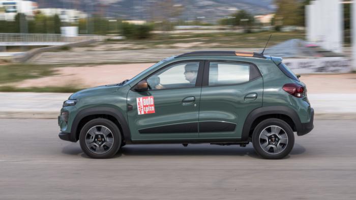 Τα 65 άλογα και τα 113 Nm ροπής του Dacia Spring Extreme αρκούν για αποδεκτές αστικές επιδόσεις, αυτό μετράει όμως είναι η αυτονομία των 250+ με μια φόρτιση.